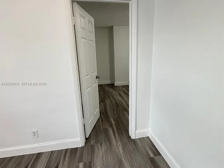 2435 Van Buren St #2B — Photo 11