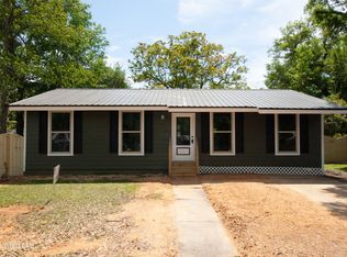 3002 Pecan Ave, Pascagoula, MS 39567