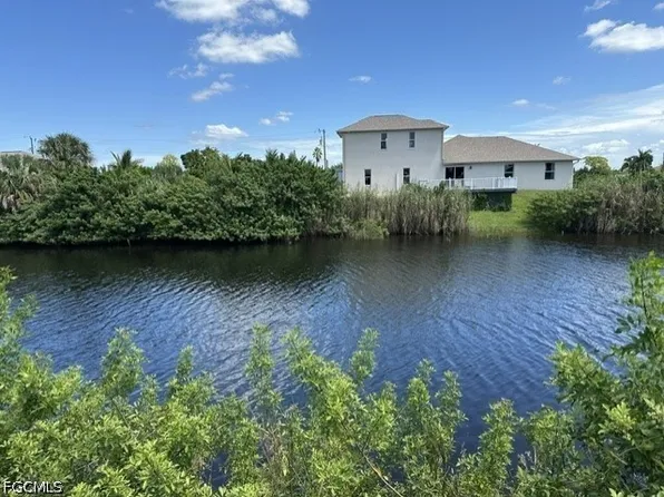 2529 NE 20th Pl, Cape Coral, FL 33909
