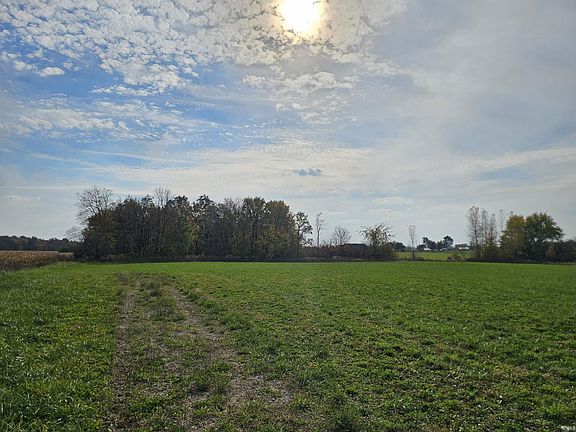 4th image of 245 E 300th Rd