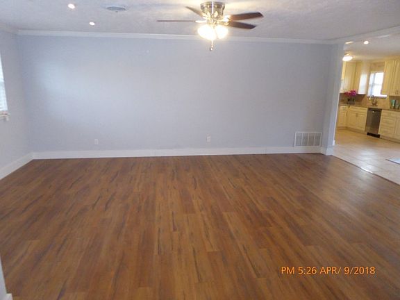 2nd image of 5103 NW Ash Ave