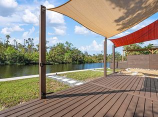 6814 68th Ave E, Bradenton, FL 34203