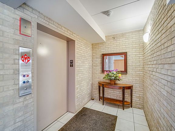 3rd image of 11850 Windemere Ct APT 103