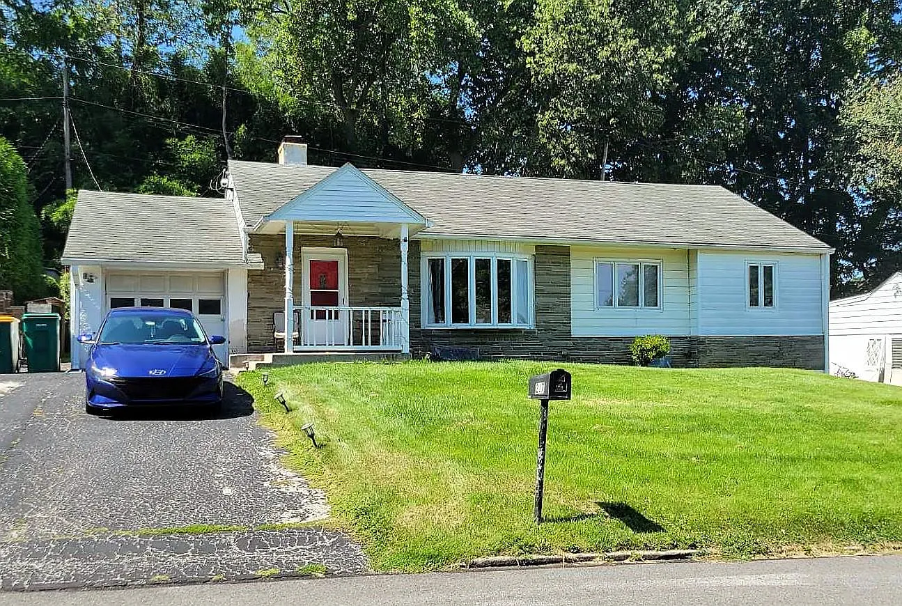 217 Tyler Rd — Photo 1