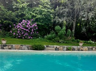 25 Deacons Ln, Wilton, CT 06897