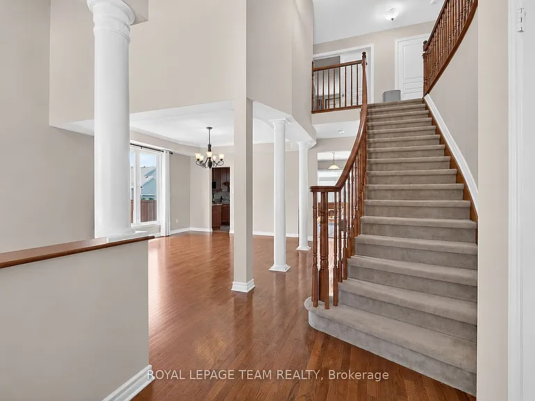 314 W Ridge Dr — Photo 4