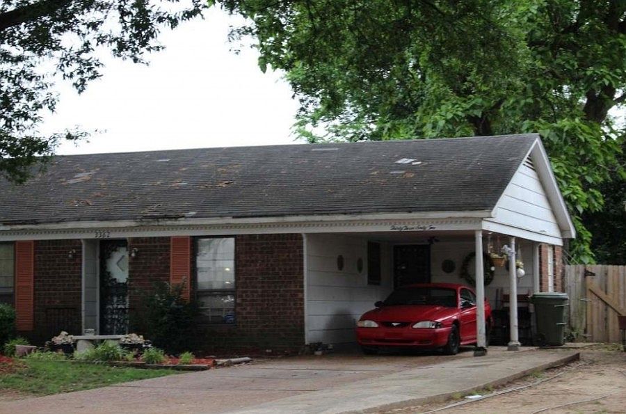 2nd image of 3362 Castleman St