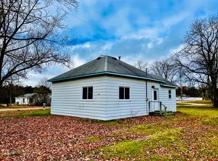 18500 W Cleon St, Copemish, MI 49625