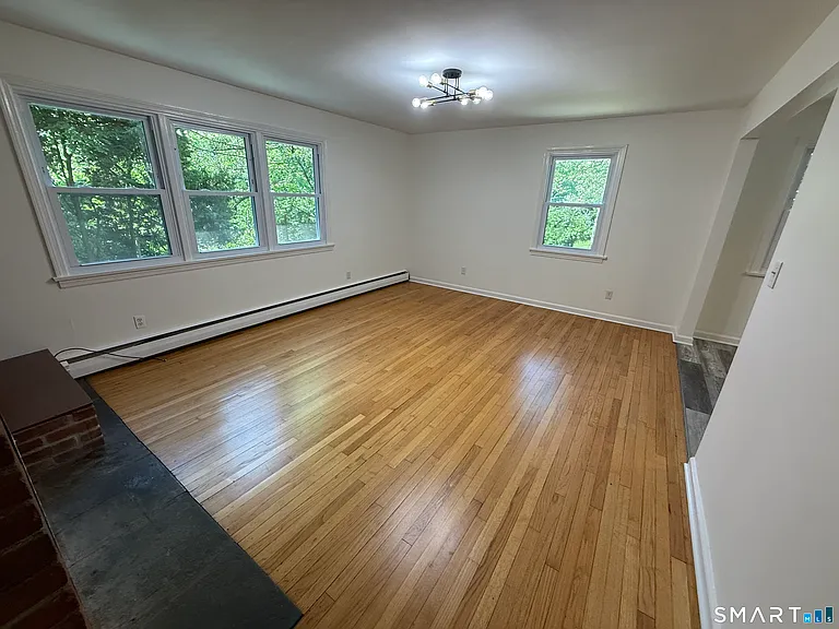 19 Old Town Rd — Photo 16