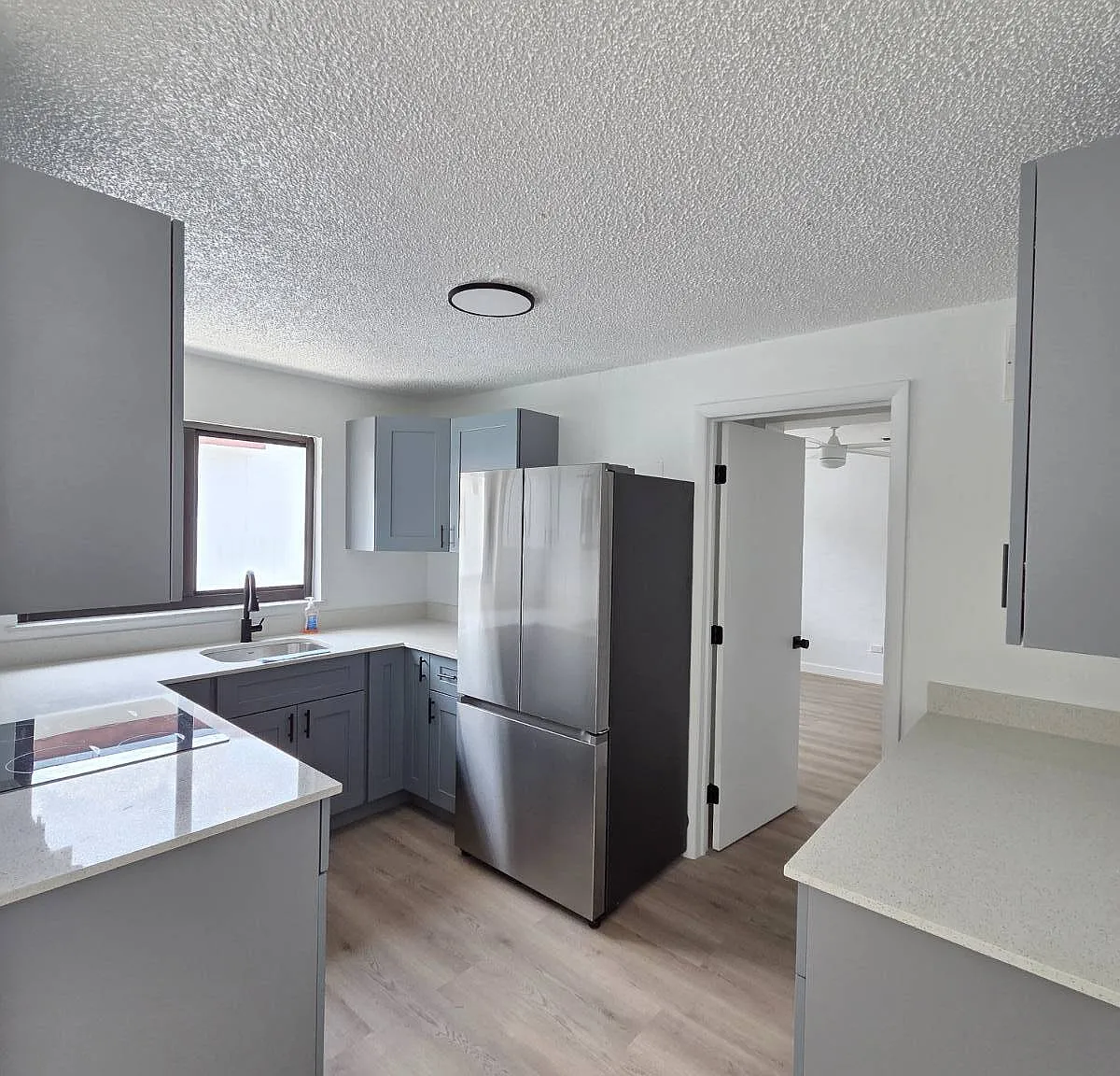 2 bed, 1.0 bath, 900 sqft, $2,500 — Photo 4