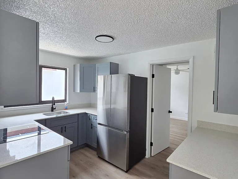 141 W 31st St #2 — Photo 4