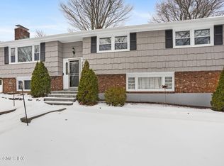 25 Fairchild Rd, Stratford, CT 06614
