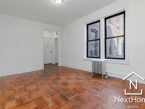 30-84 34th Street image 1 of 8
