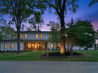 10036 Sun Ridge Cir, Rogers, AR 72756