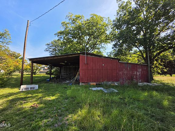 2nd image of 272 White Memorial Church Rd