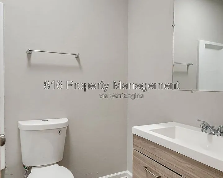 301 Benton Blvd #4 — Photo 15