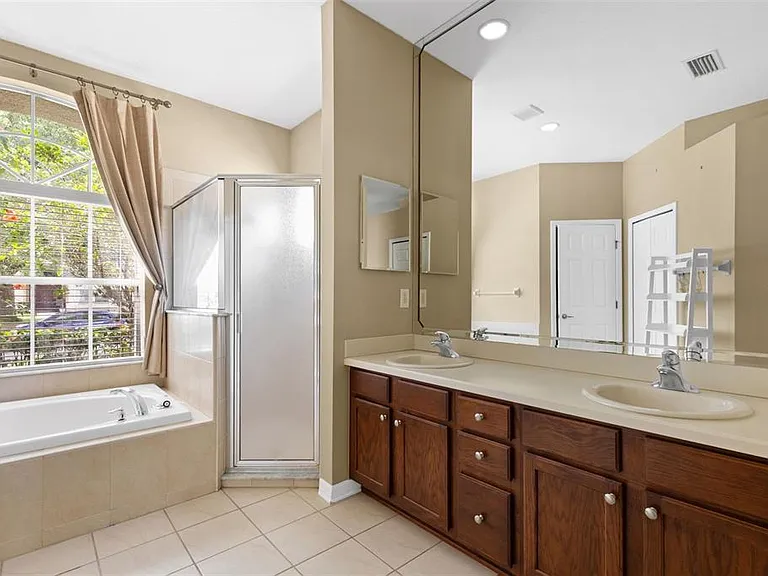 13655 Artesa Bell Dr — Photo 46