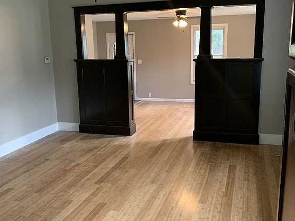 3rd image of 1305 6th Ave