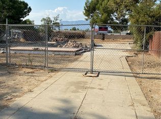 1739 W 9th St, Upland, CA 91786