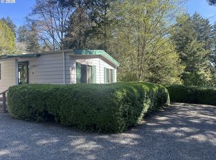 16735 Thompson Rd, Brookings, OR