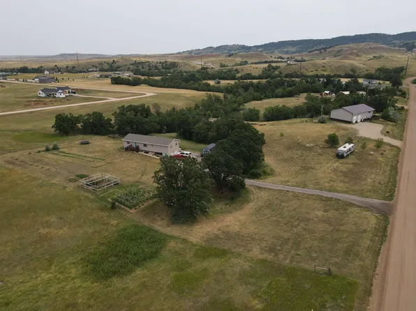 940 Kerwin Ln, Spearfish, SD 57783
