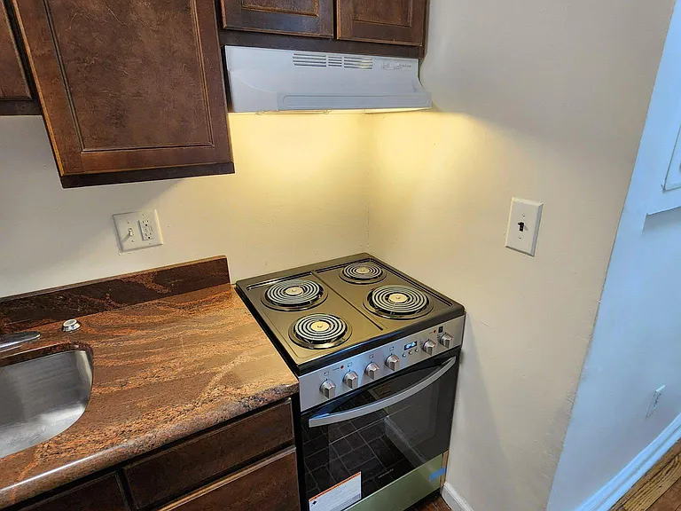 400 N Hortter St #206 — Photo 15
