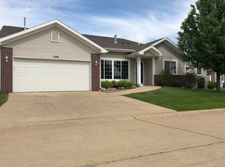 1091 74th St NE, Cedar Rapids, IA 52402
