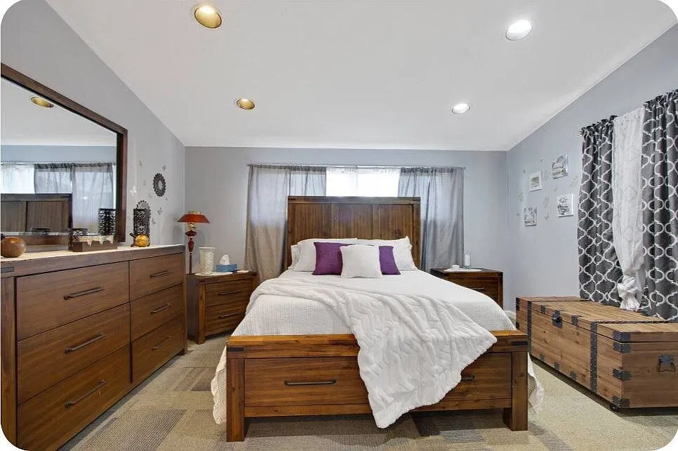 3786 Broadway St — Photo 3