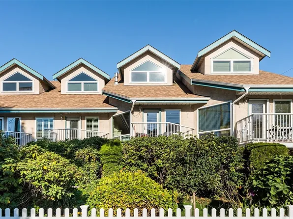 20 Menzies St #2, Victoria, BC V8V 2G2