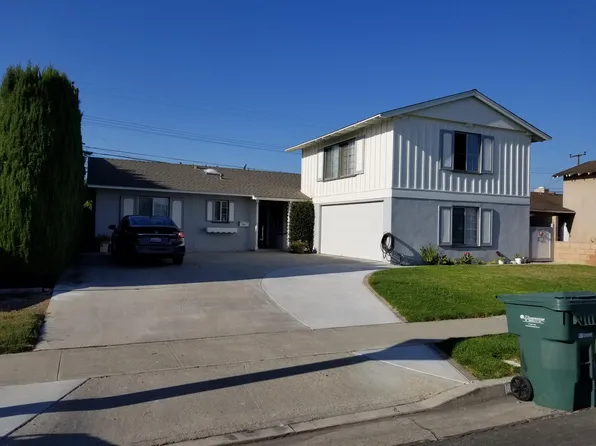 8281 Terry Dr, Huntington Beach, CA 92647
