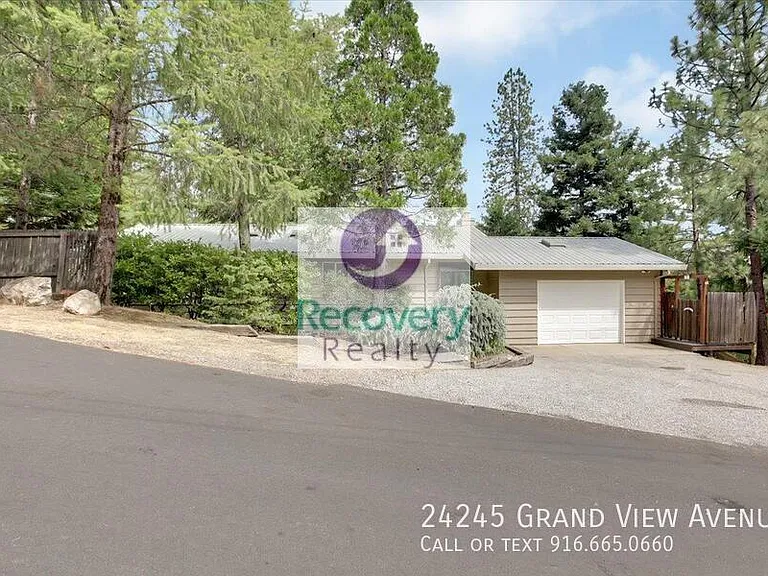 24245 Grand View Ave — Photo 1