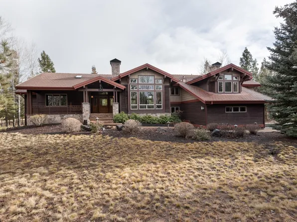 56390 Twin Rivers Dr, Bend, OR 97707