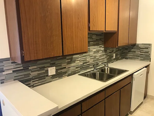 1136 S Wooster St #204 — Photo 3