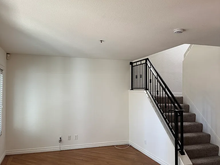 2233 Fairview Rd #S — Photo 7