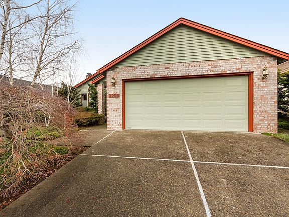 2nd image of 3208 SE 155th Ave