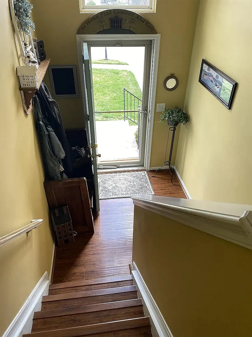 3670 Avalon Drive — Photo 4