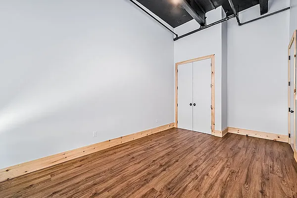 Rented by Nooklyn NYC LLC | media 2