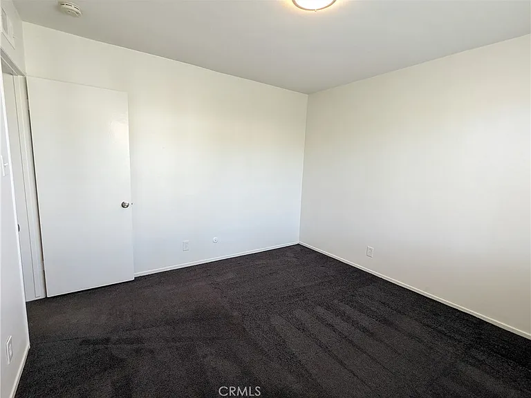 589 Fairview Ave — Photo 36