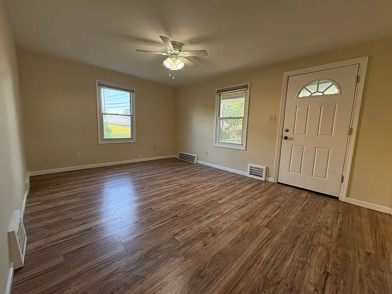 314 Fort Couch Rd — Photo 2