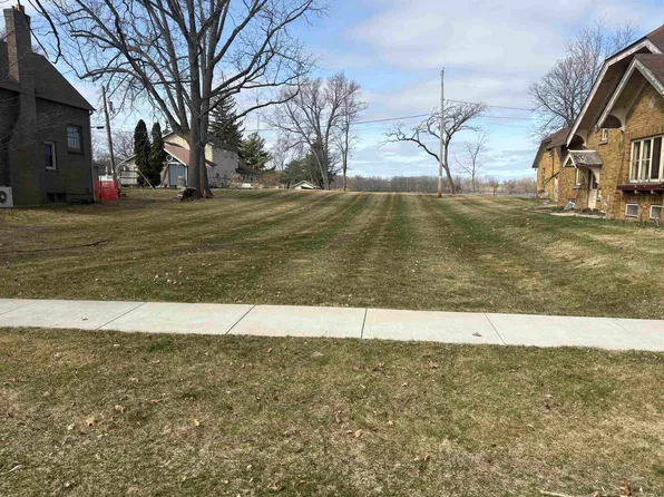 N Ridge St, Hustisford, WI 53034