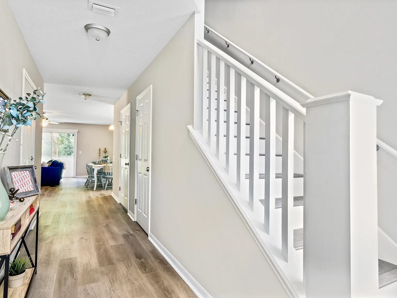 3 bed, 2.5 bath, 1603 sqft, $2,500 — Photo 3