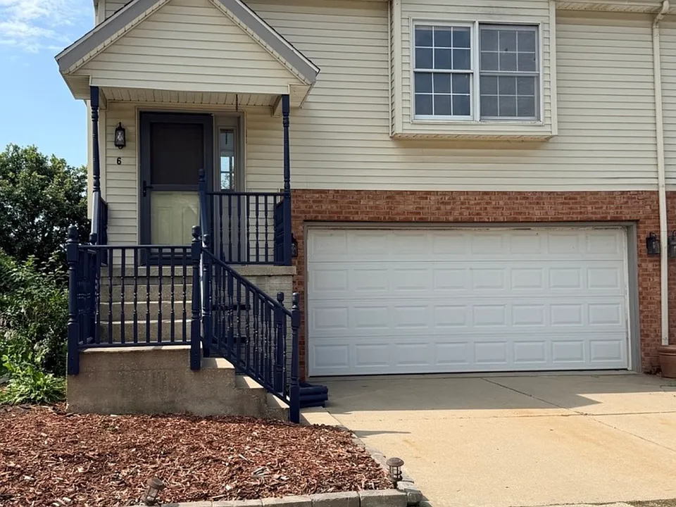 6 Parkshores Dr