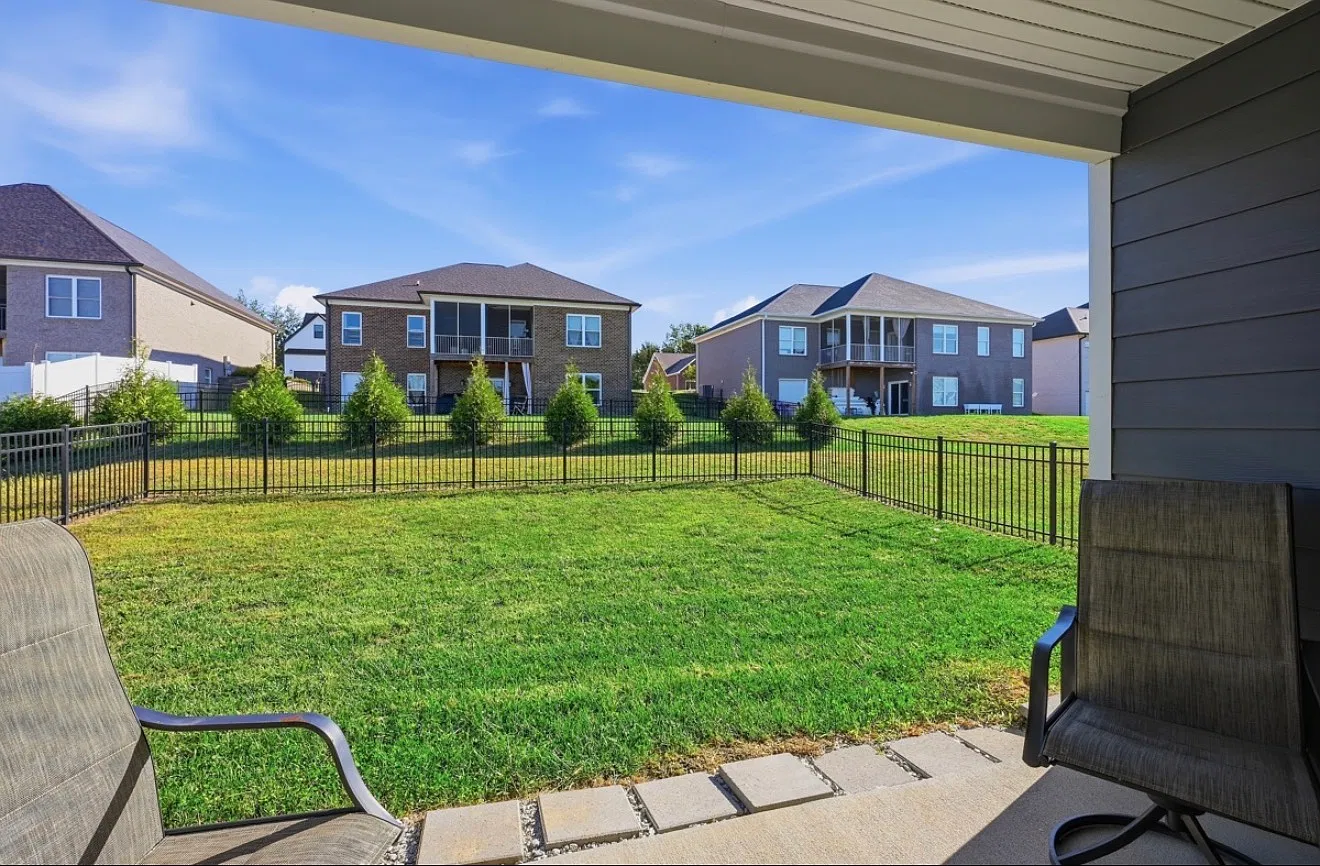 3 bed, 1500 sqft, $2,300 — Photo 3