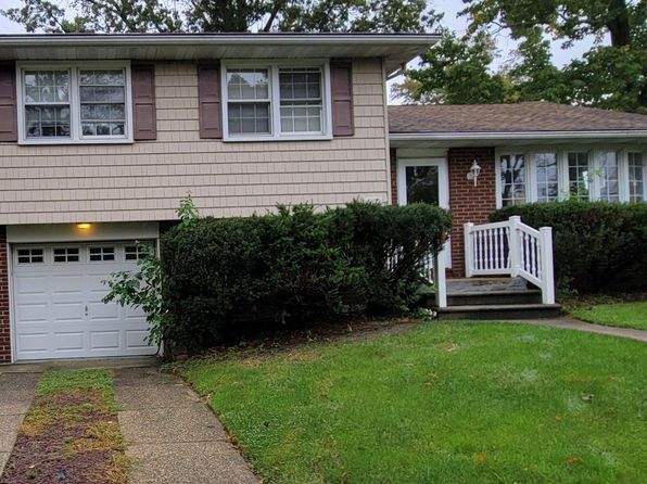 117 N Brookfield Rd