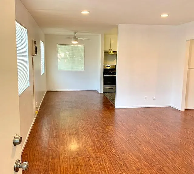 3407 Helms Ave #3 — Photo 2