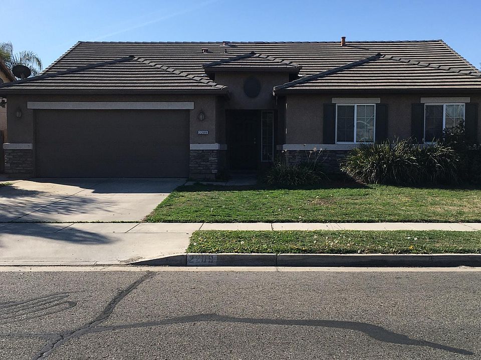 1st image of 2209 E Victor Ave