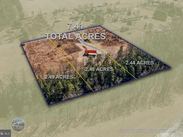 22 Foggy Bottom Ln, Berkeley Springs, WV 25411