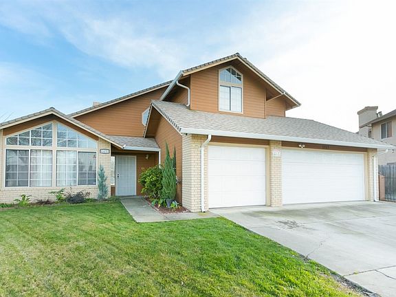 2nd image of 5765 Caribbean Cir