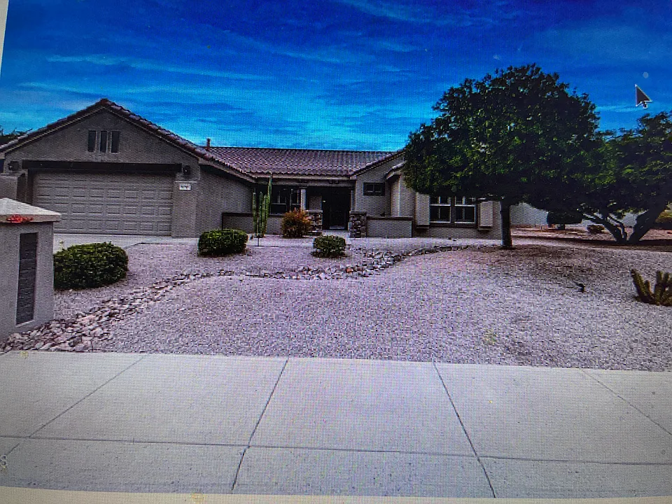 16361 W Willow Creek Ln