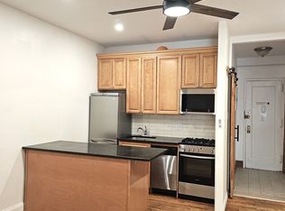 241 W 100th St APT 1R, New York, NY 10025